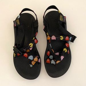 Pre-owned Women's Chaco Limited Edition Pac-Man Z/2 Sandals W9